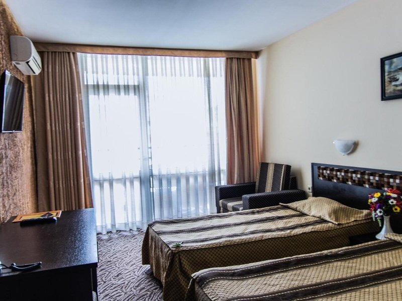 Hotel Amaris 42