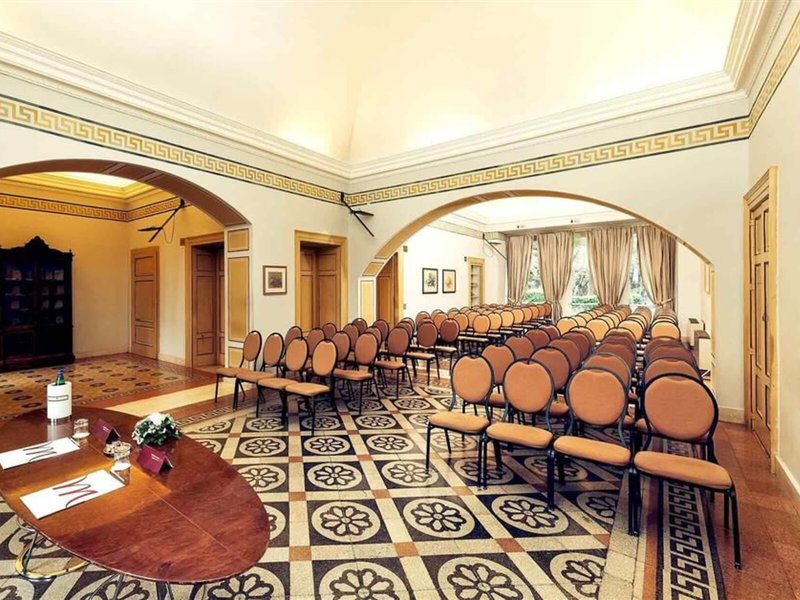 Villa Romanazzi Carducci 21