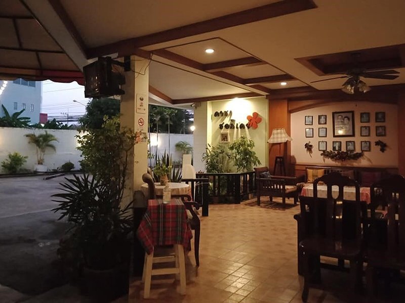 Casa Holiday Hotel 9