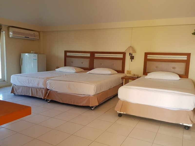 Casa Holiday Hotel 23