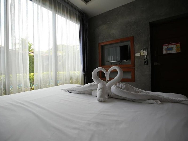 Baan Mee Phuket 7