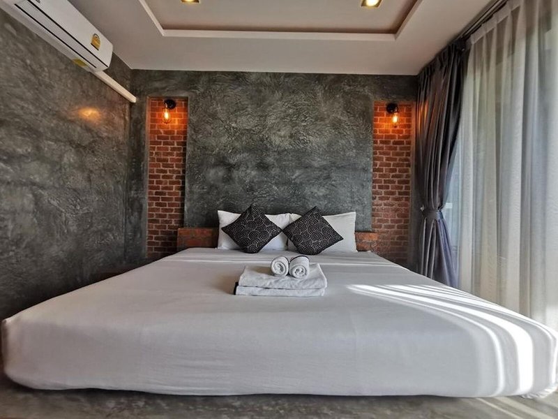 Baan Mee Phuket 11