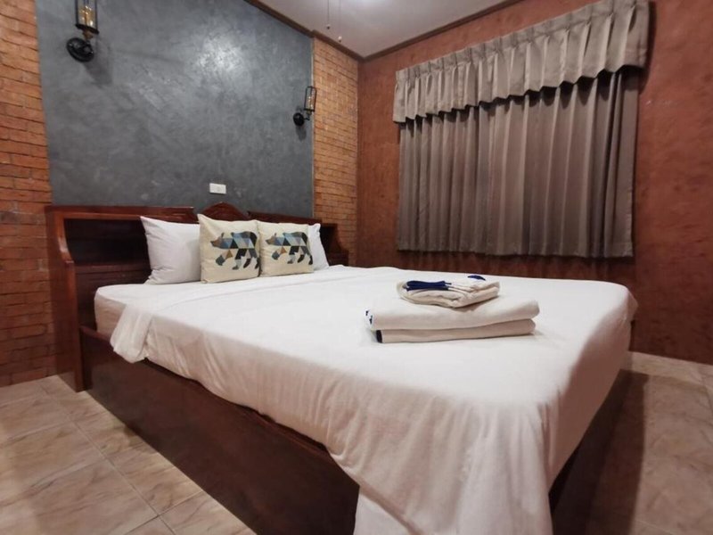Baan Mee Phuket 14