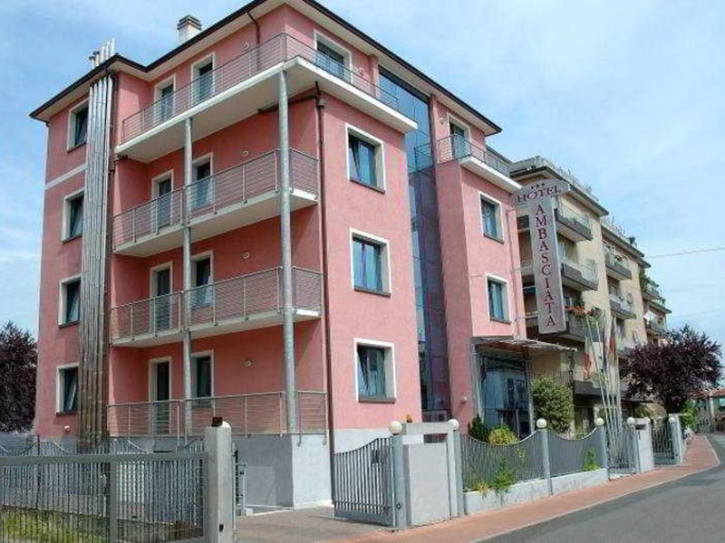 Ambasciata 4