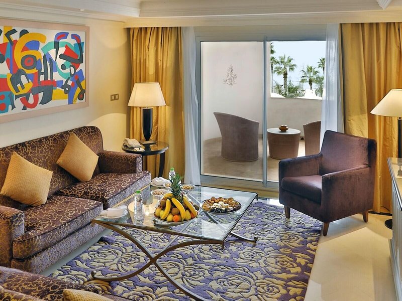Amphitrite Palace Beach Hotel & Convention Centre 44