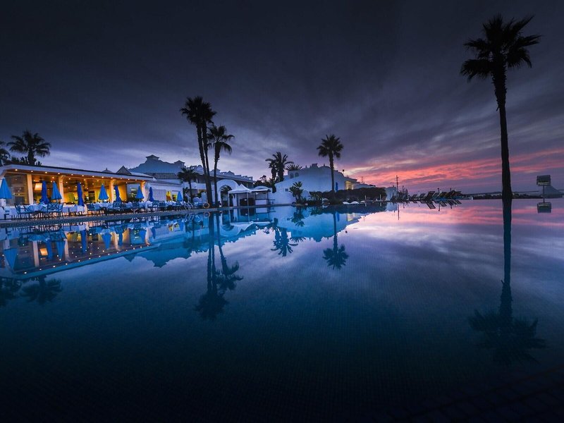 Amphitrite Palace Beach Hotel & Convention Centre 19