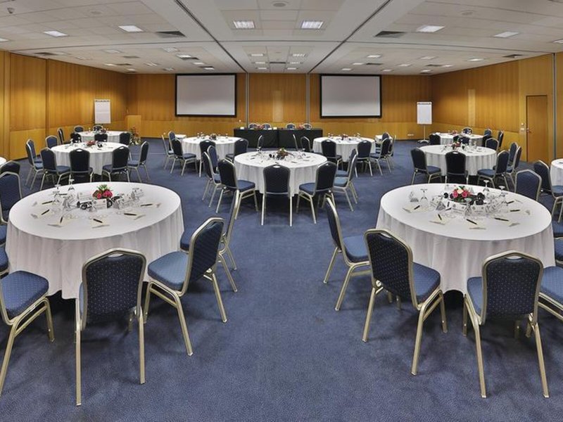 Amphitrite Palace Beach Hotel & Convention Centre 27