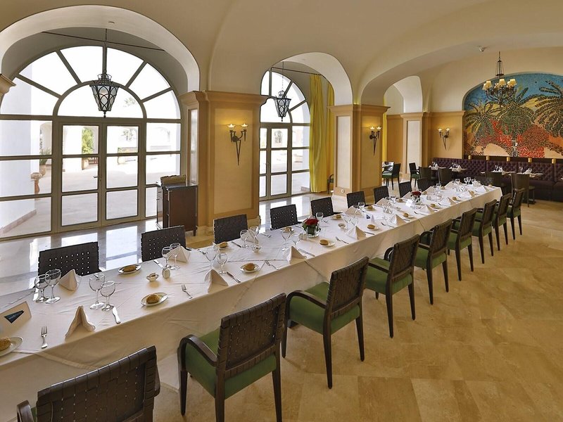 Amphitrite Palace Beach Hotel & Convention Centre 29
