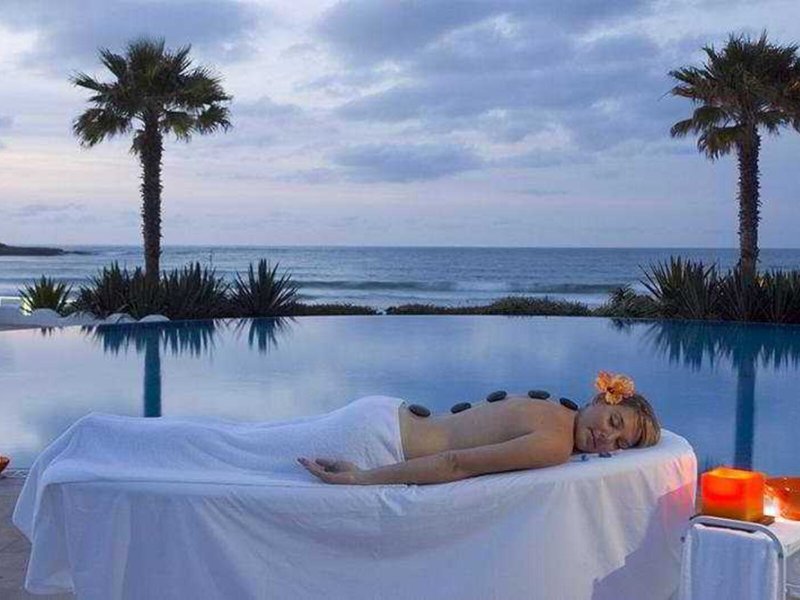 Amphitrite Palace Beach Hotel & Convention Centre 42