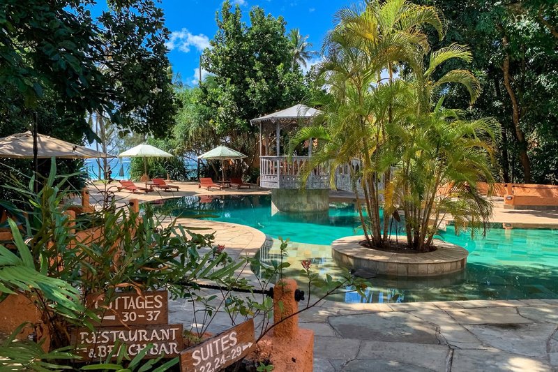 Nomad Beach Resort 13