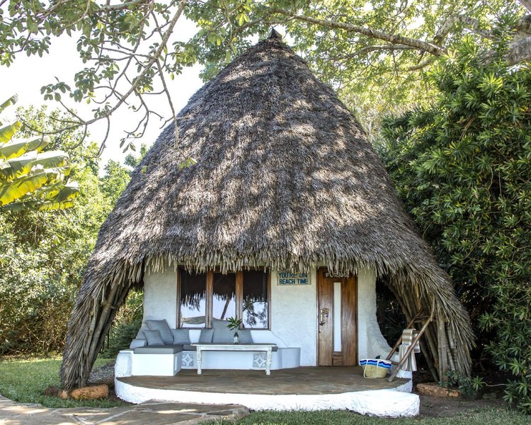 Nomad Beach Resort 25