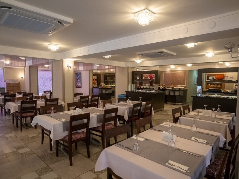 Ideal Pearl Hotel 12