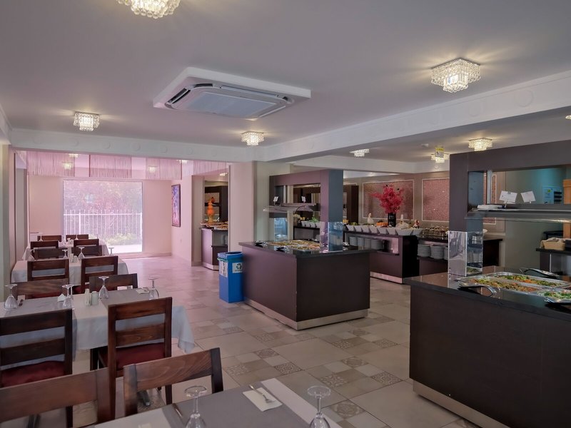 Ideal Pearl Hotel 14