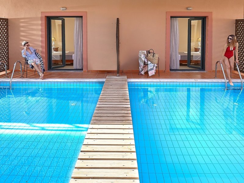 Vasia Resort & Spa  14