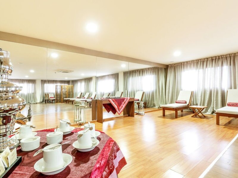 Vasia Resort & Spa  30