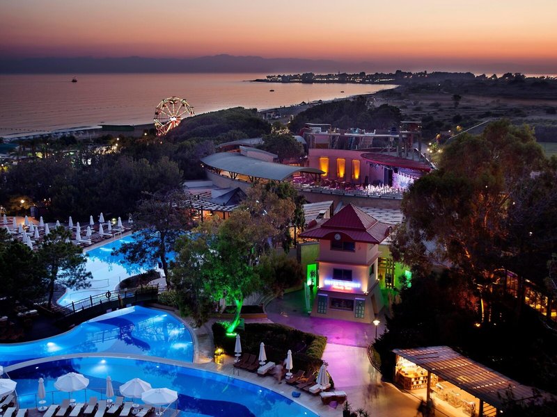 Sueno Hotels Beach Side 9
