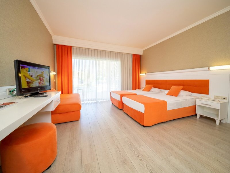 Sueno Hotels Beach Side 38