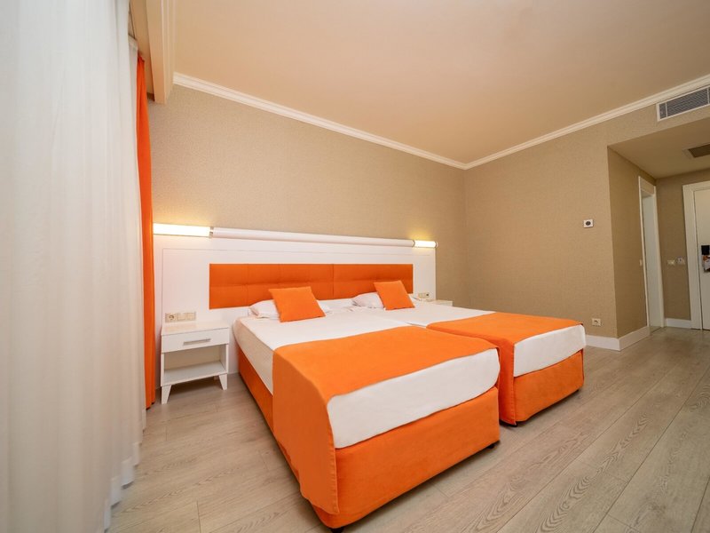 Sueno Hotels Beach Side 40