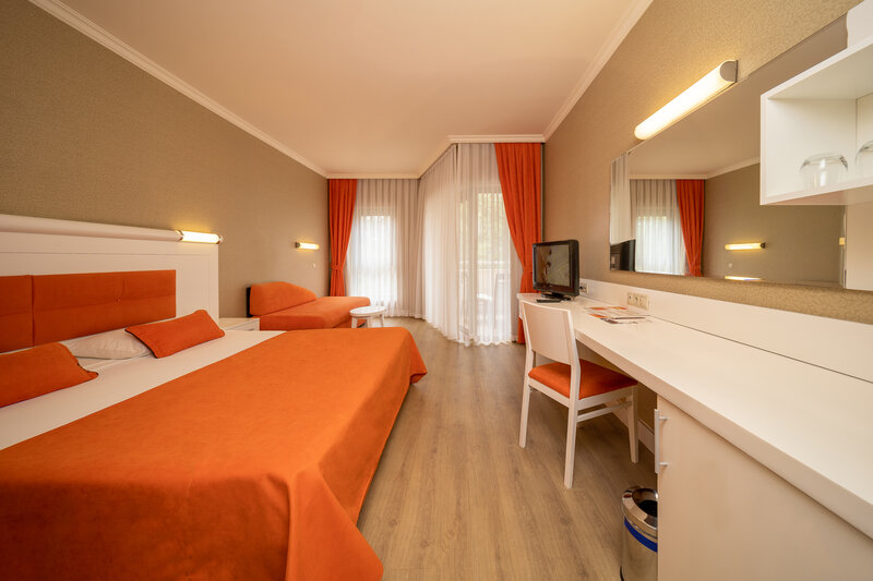 Sueno Hotels Beach Side 13