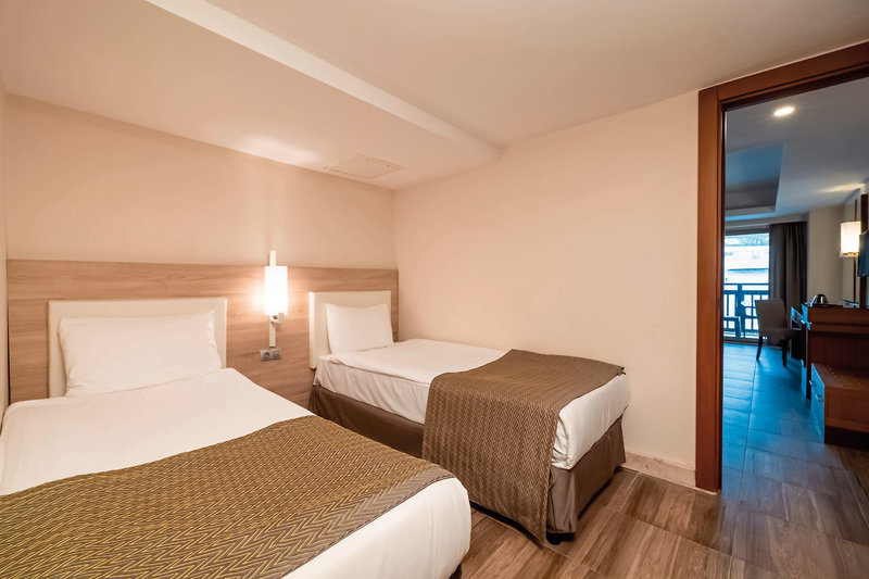 Crystal Prestige Elite 8