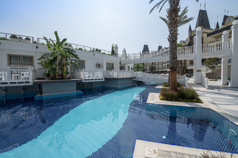 Crystal Prestige Elite 9