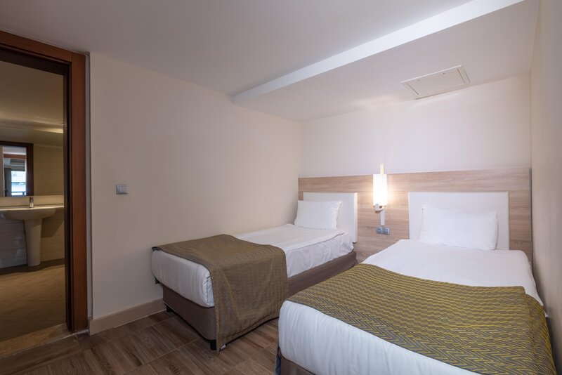 Amara Prestige Elite 34