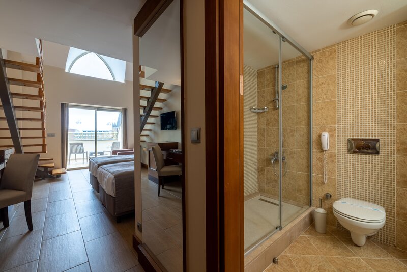 Amara Prestige Elite 53