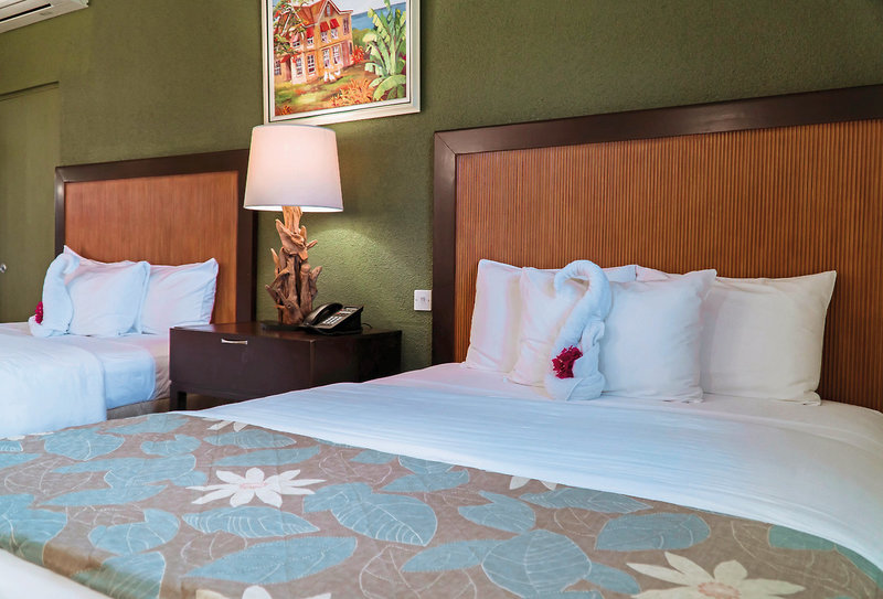 Blue Horizons Garden Resort 29