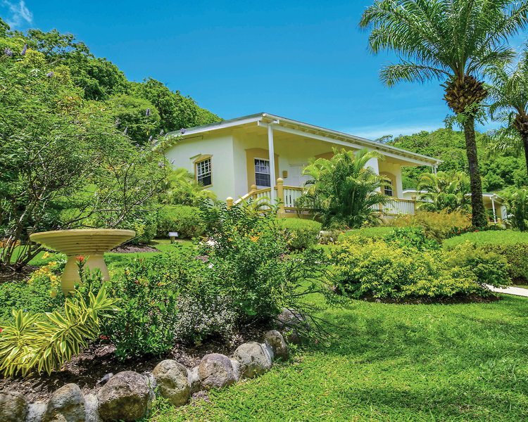 Blue Horizons Garden Resort 31