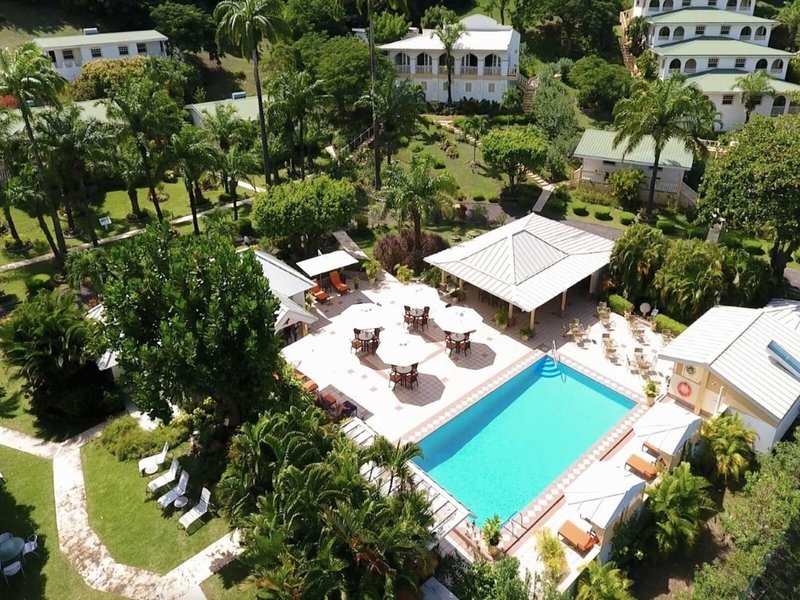 Blue Horizons Garden Resort 13