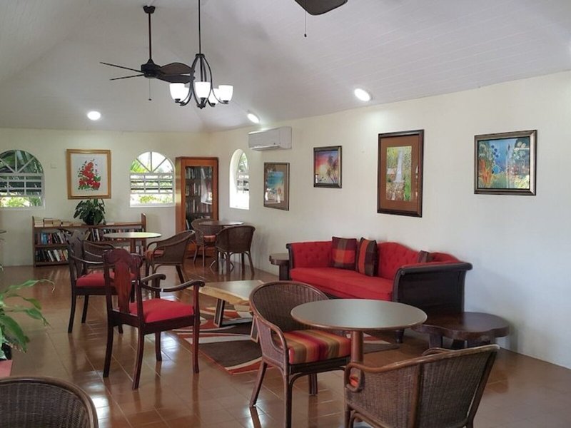 Blue Horizons Garden Resort 24