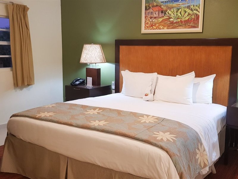 Blue Horizons Garden Resort 33