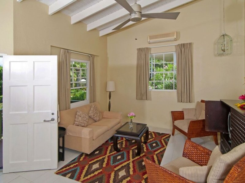 Blue Horizons Garden Resort 38