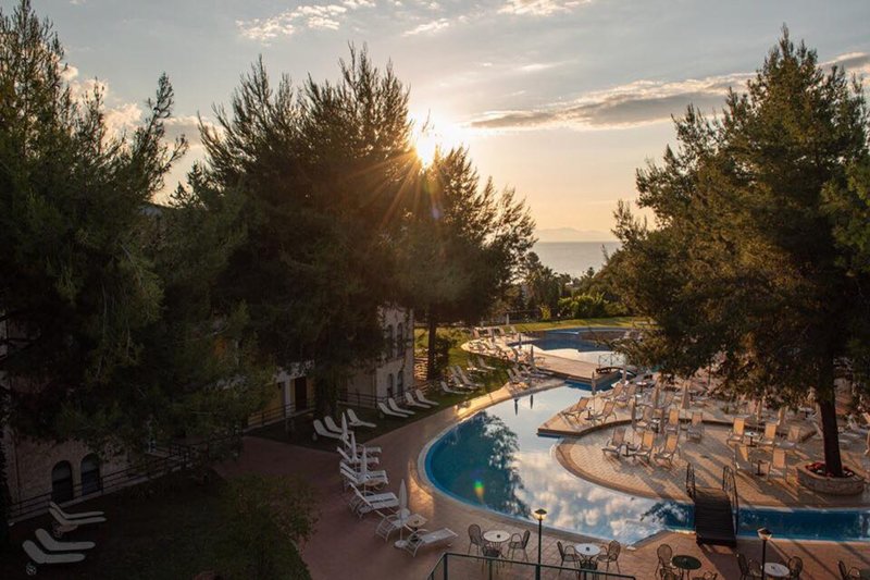 Zeus Kassandra Lagoon 5