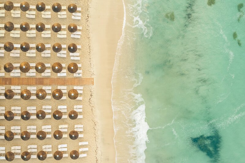 Zeus Kassandra Lagoon 99