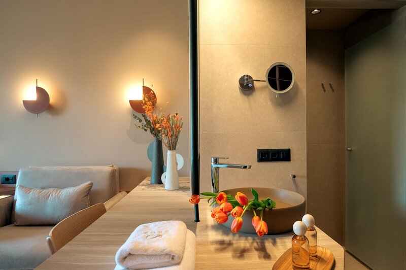 Zeus Kassandra Lagoon 45