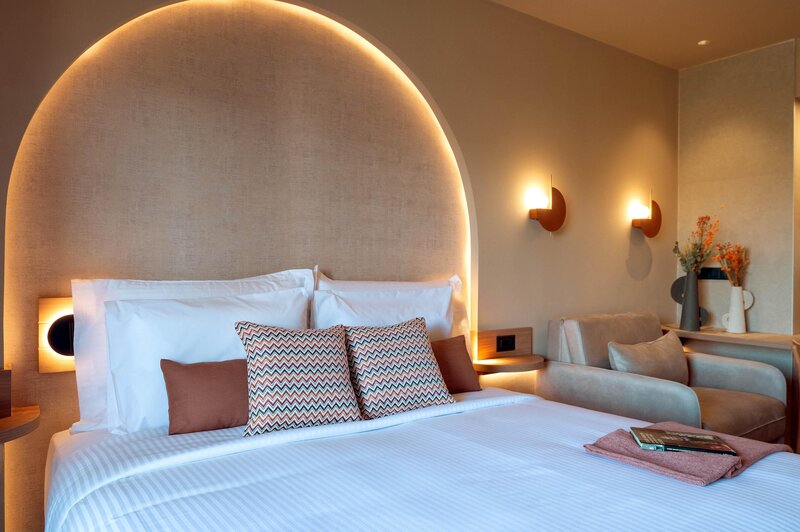 Zeus Kassandra Lagoon 51