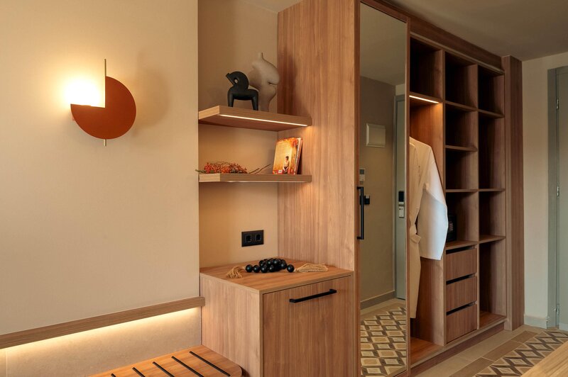 Zeus Kassandra Lagoon 90