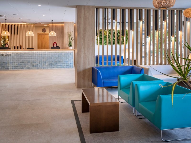 Mar Blau Hotel 13