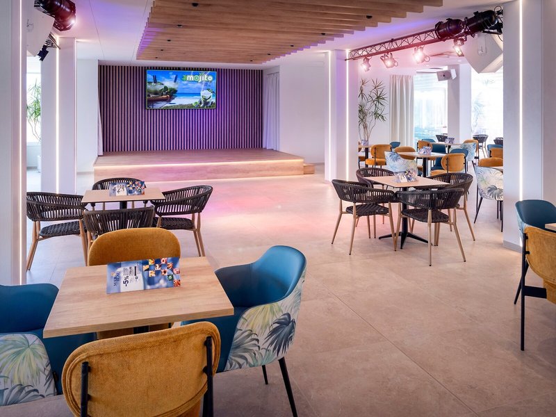 Mar Blau Hotel 19