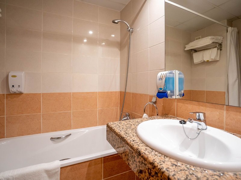 Mar Blau Hotel 42