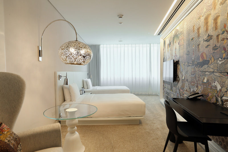 Mondrian Doha 6