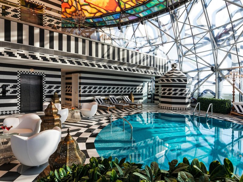 Mondrian Doha 6