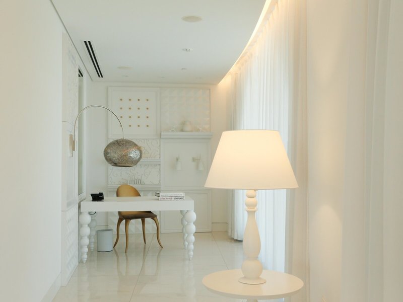 Mondrian Doha 34