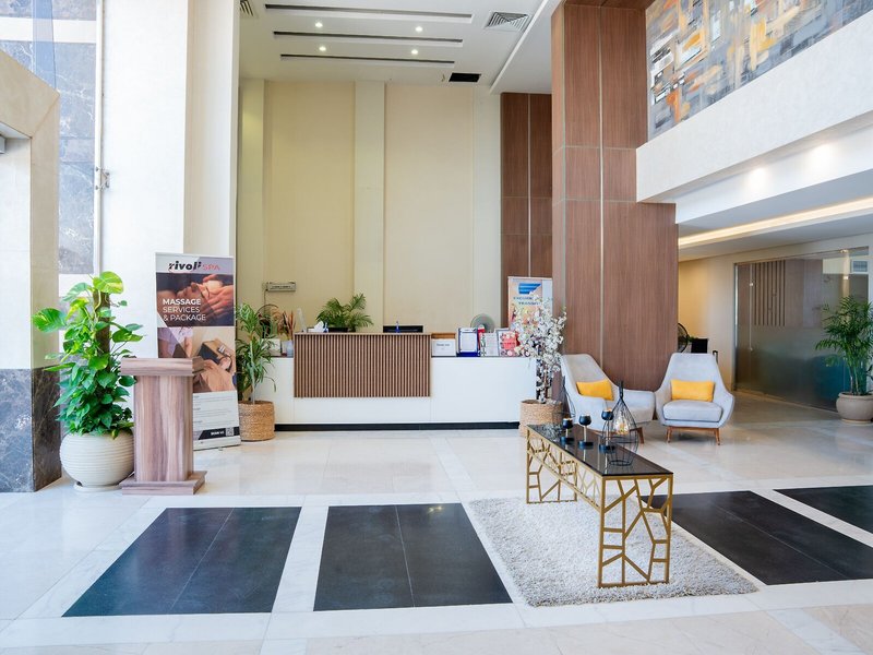 Rivoli Suites 13