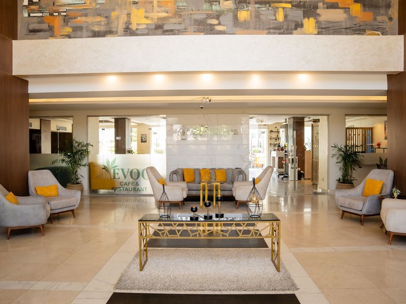 Rivoli Suites 14