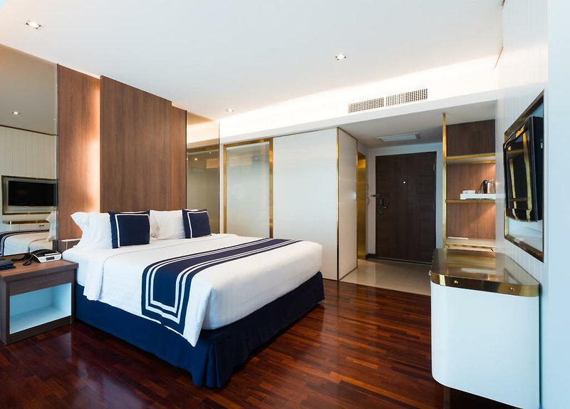 A-One The Royal Cruise Hotel & New Wing Hotel 10