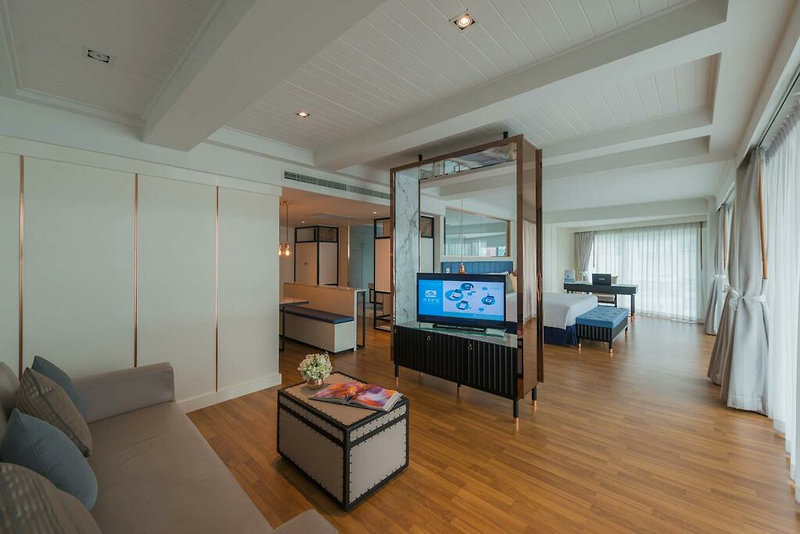 A-One The Royal Cruise Hotel & New Wing Hotel 15