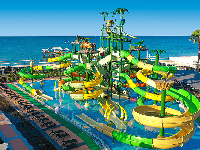 Crystal Centro Resort 2