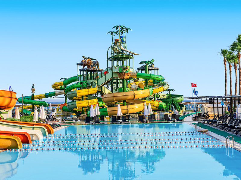 Crystal Centro Resort 9